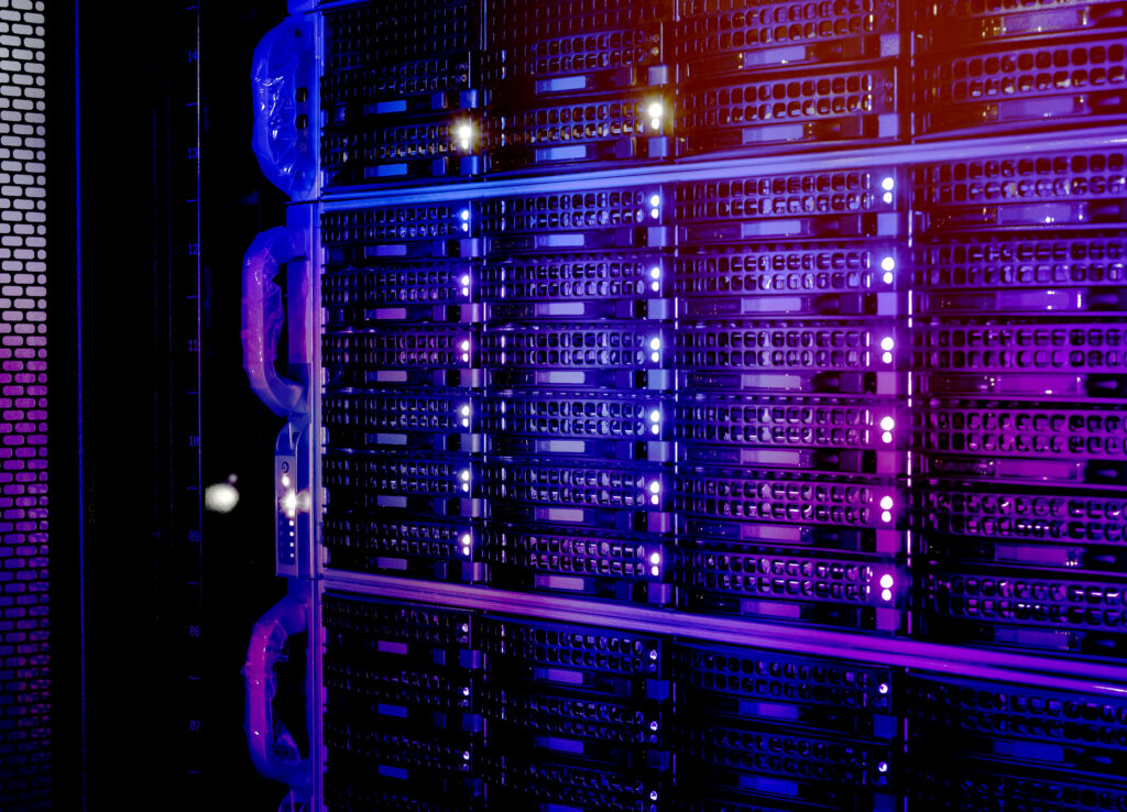 FlexStorage OnPremises 2 shutterstock 392630269 1